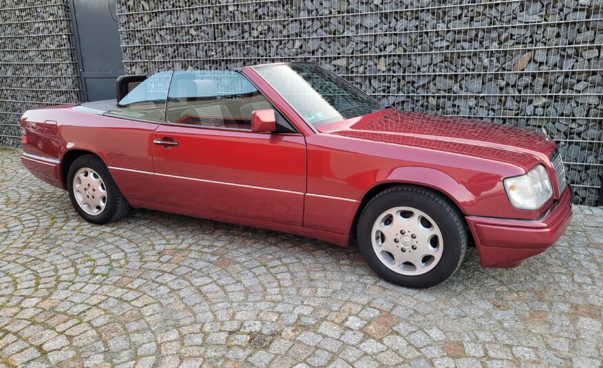 Mercedes E220 Cabriolet