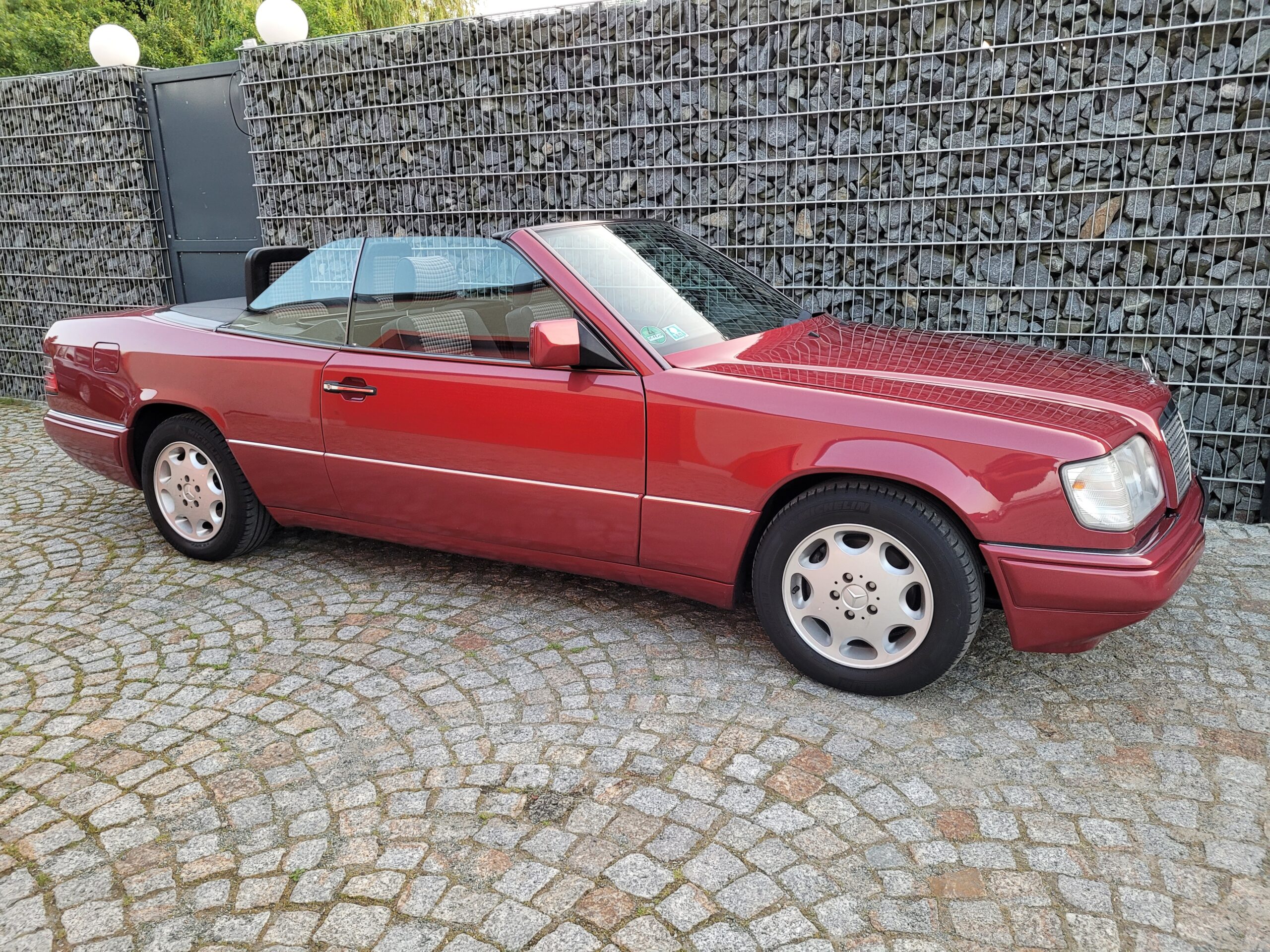Mercedes E220 Cabriolet