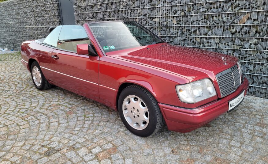 Mercedes E220 Cabriolet