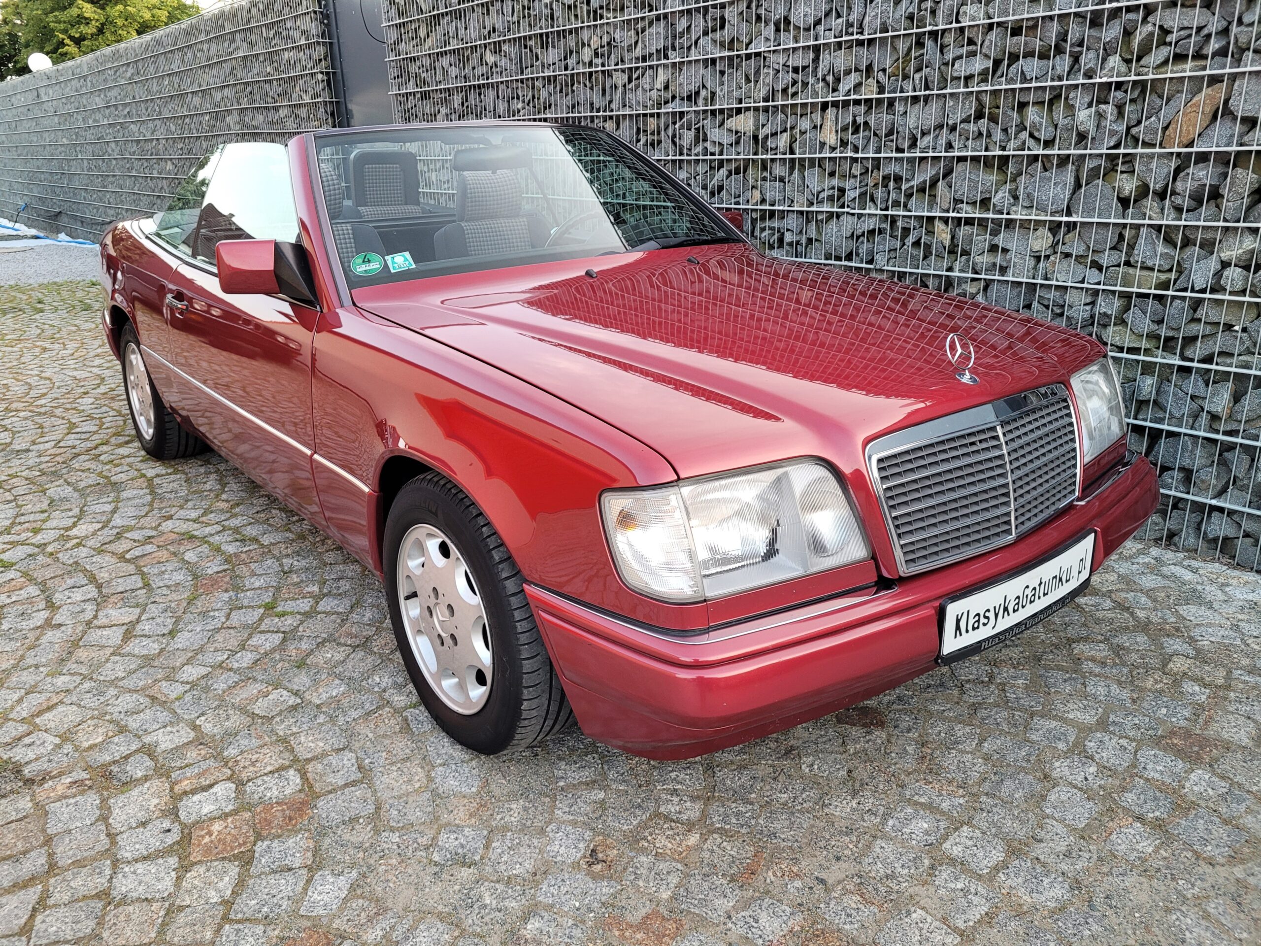 Mercedes E220 Cabriolet