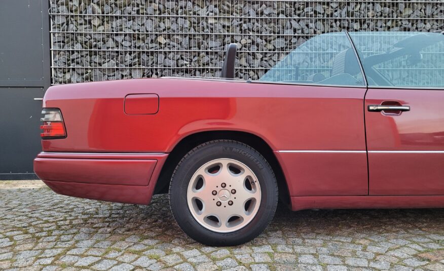 Mercedes E220 Cabriolet