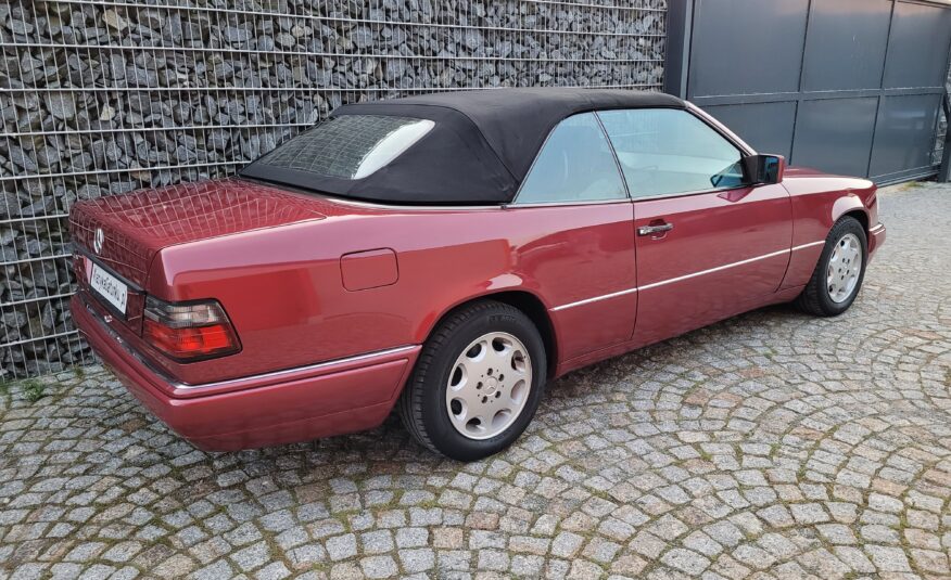 Mercedes E220 Cabriolet