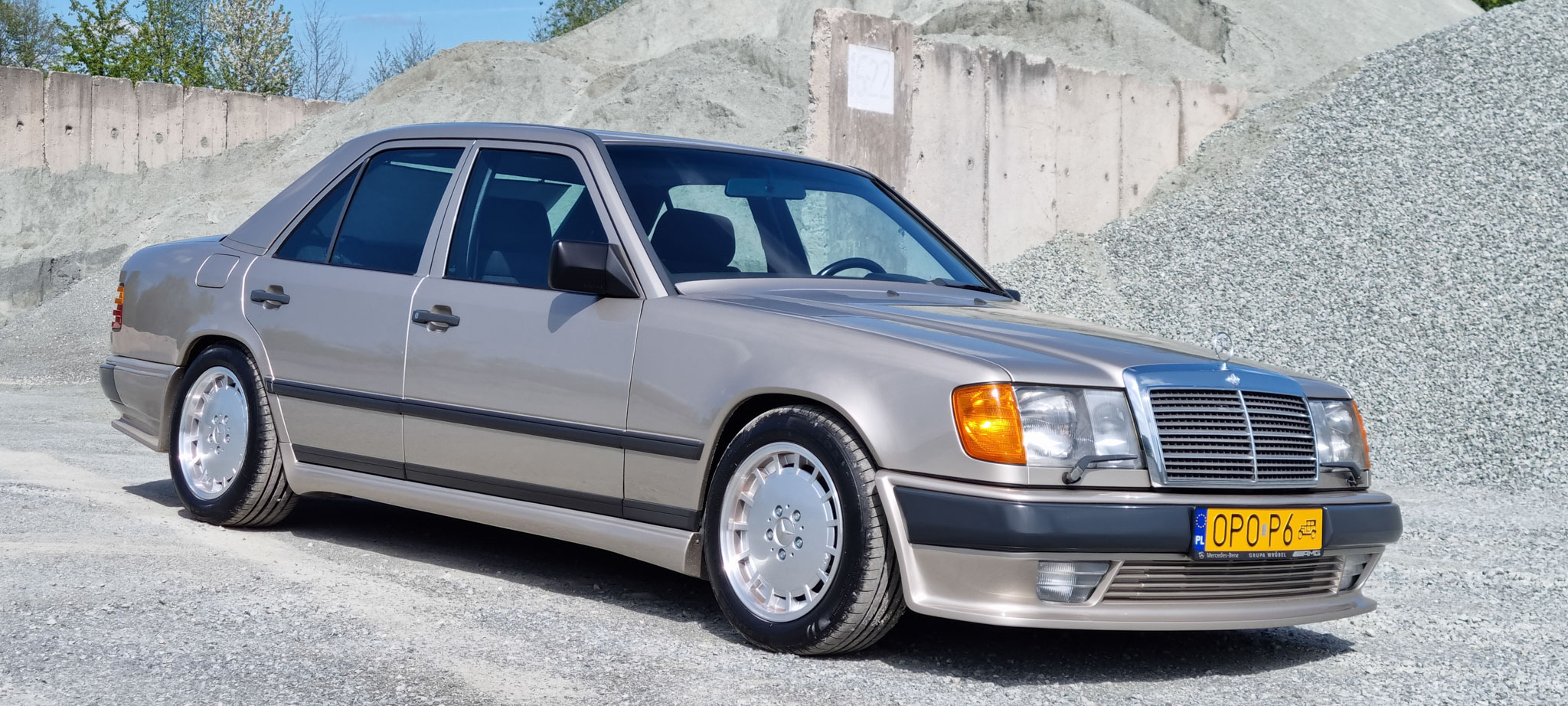 Mercedes 300E Lorinser