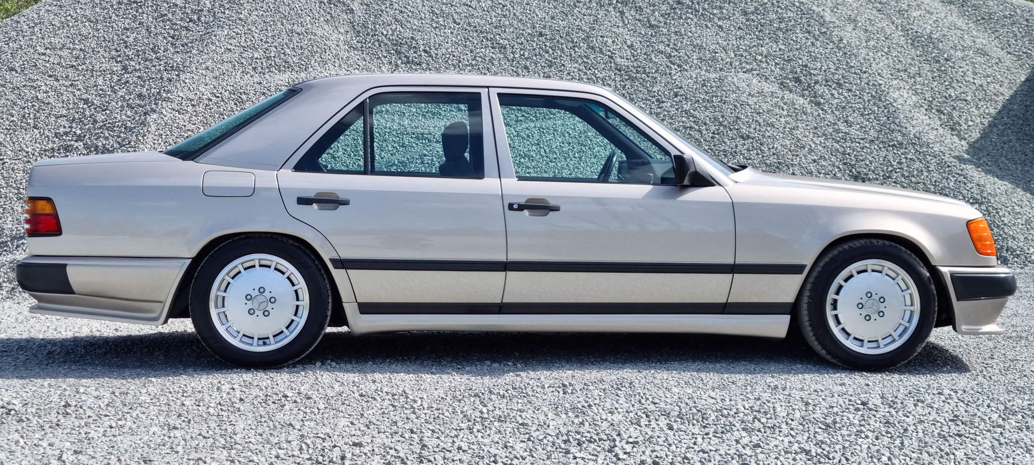 Mercedes 300E Lorinser