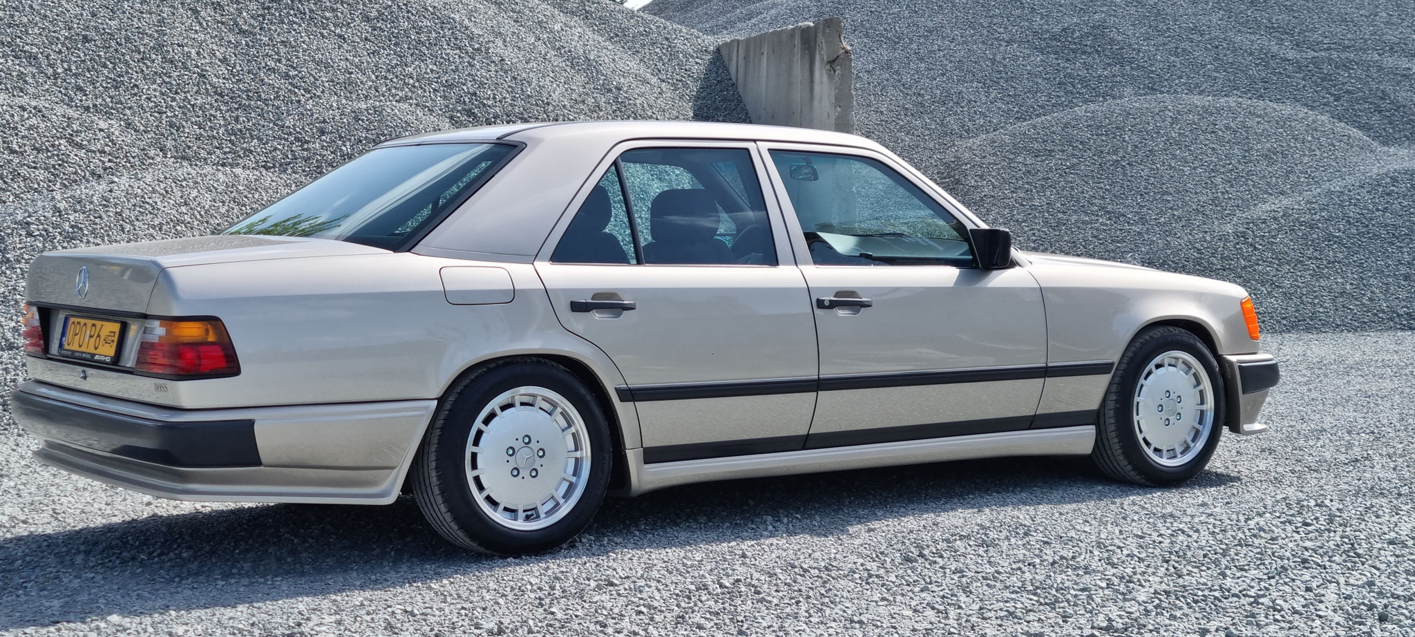 Mercedes 300E Lorinser