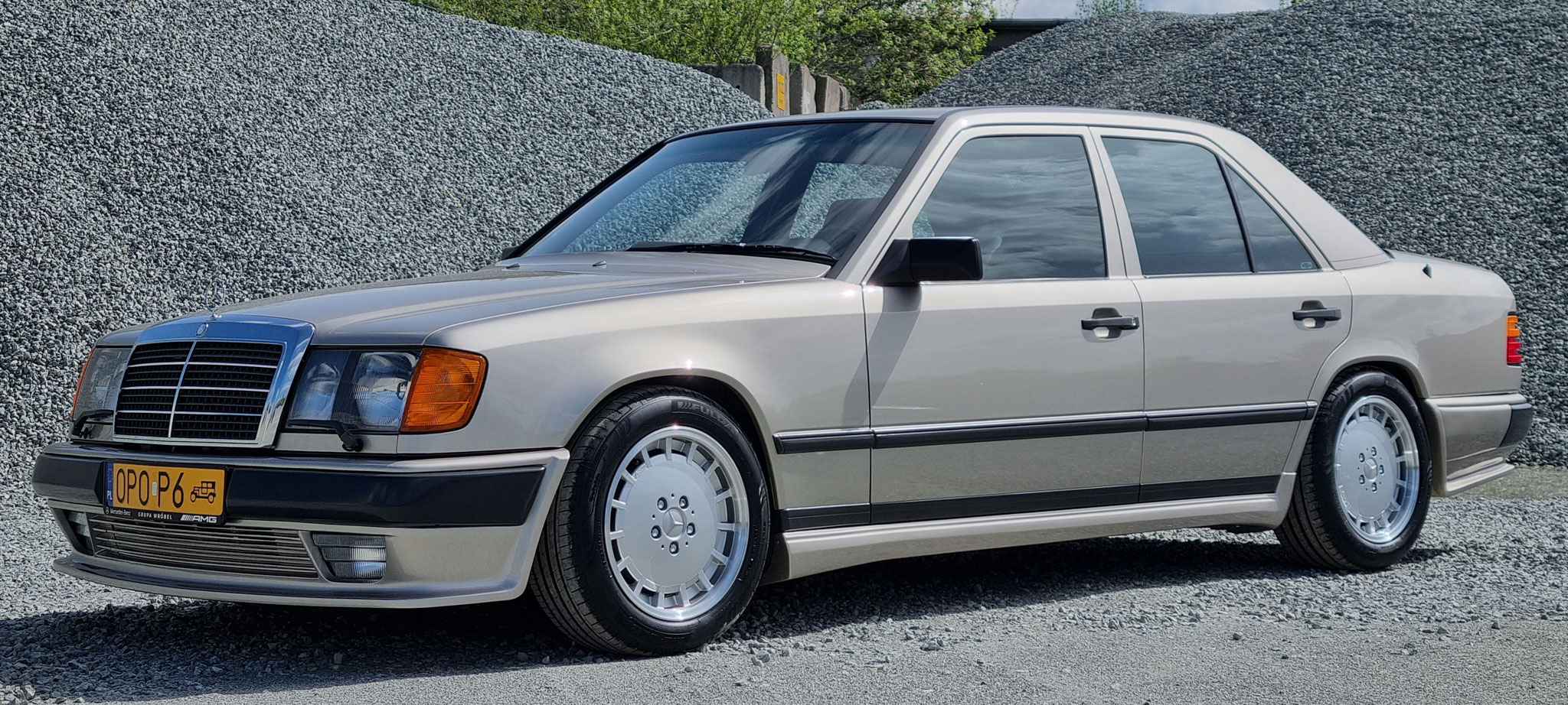 Mercedes 300E Lorinser