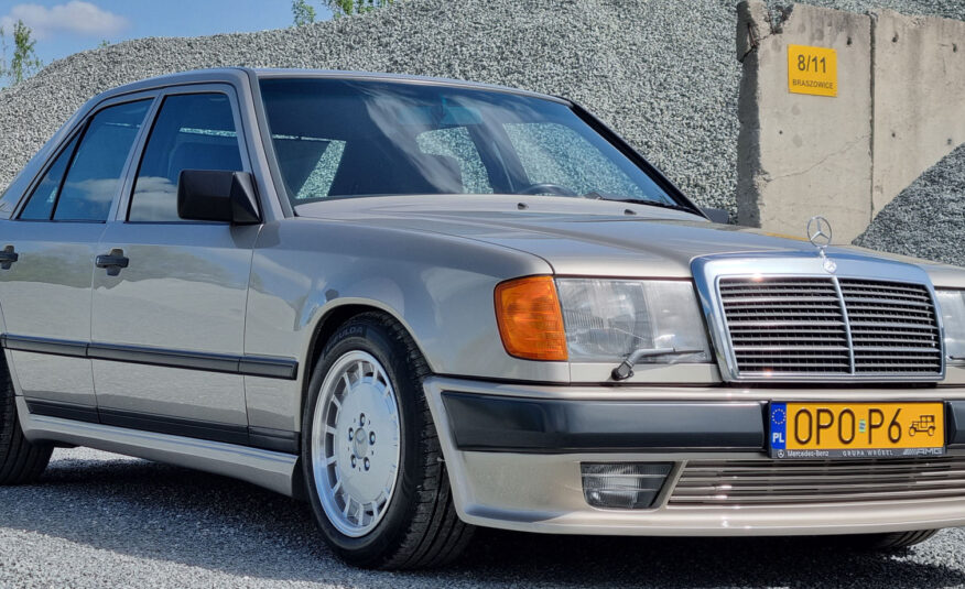 Mercedes 300E Lorinser