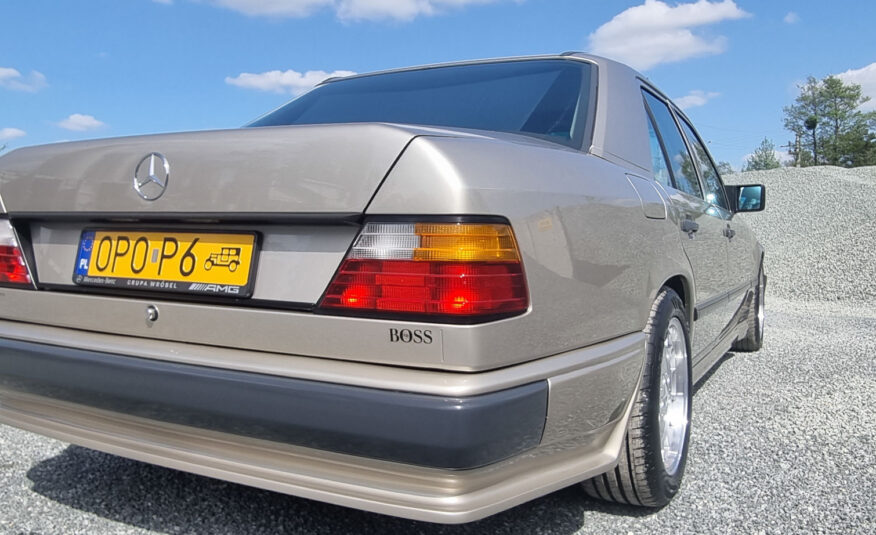 Mercedes 300E Lorinser