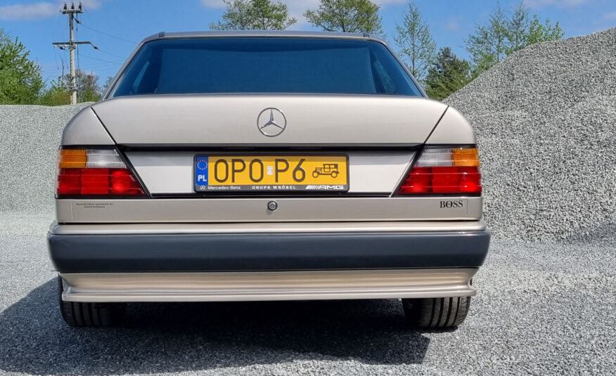 Mercedes 300E Lorinser