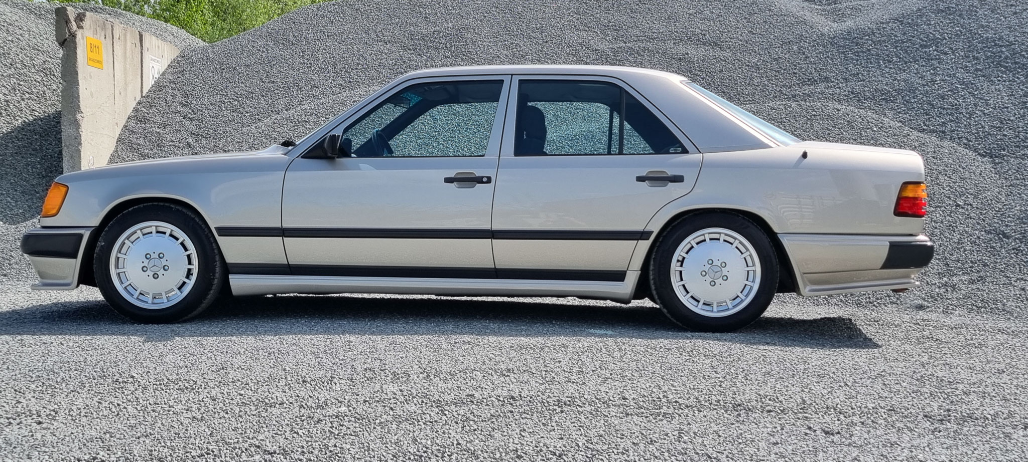 Mercedes 300E Lorinser
