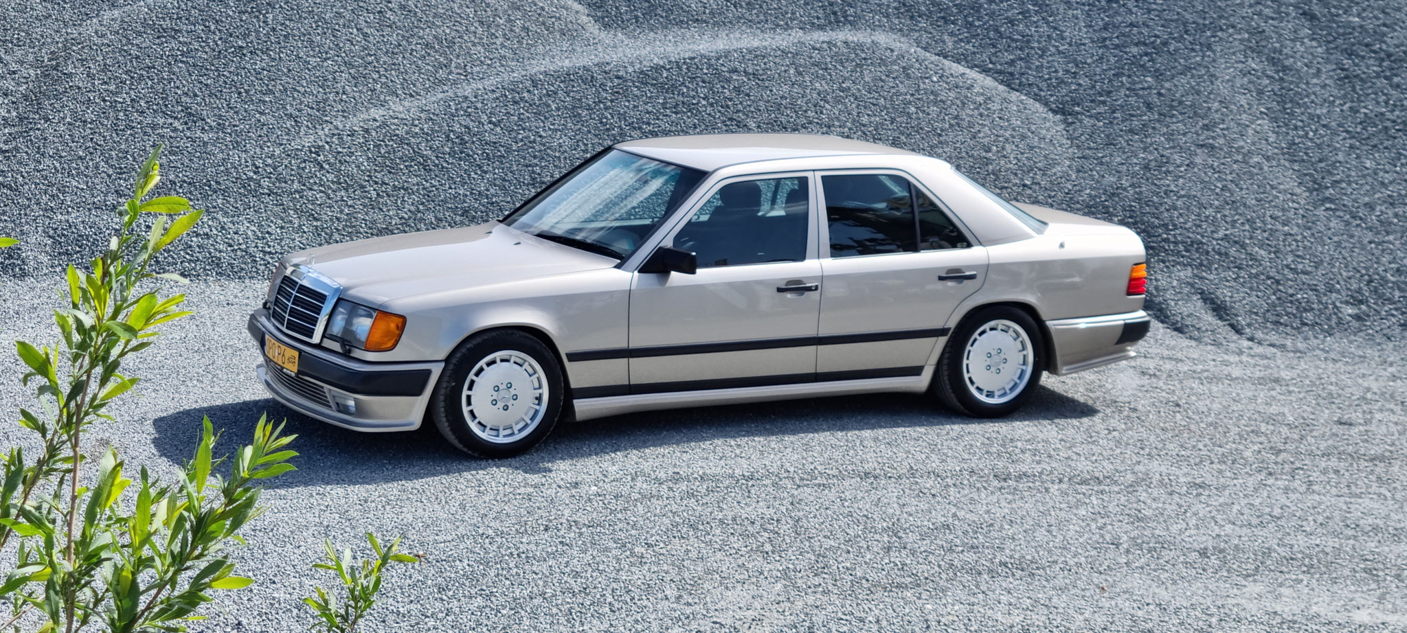 Mercedes 300E Lorinser