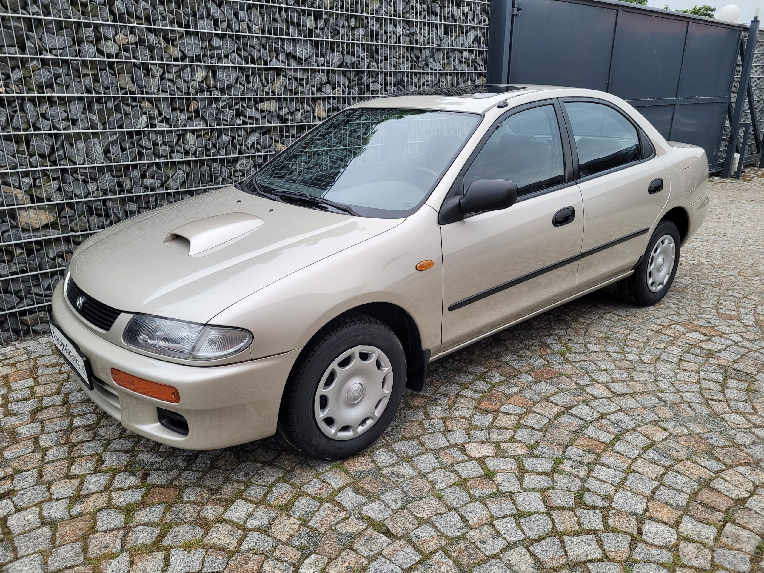 Mazda 323 diesel