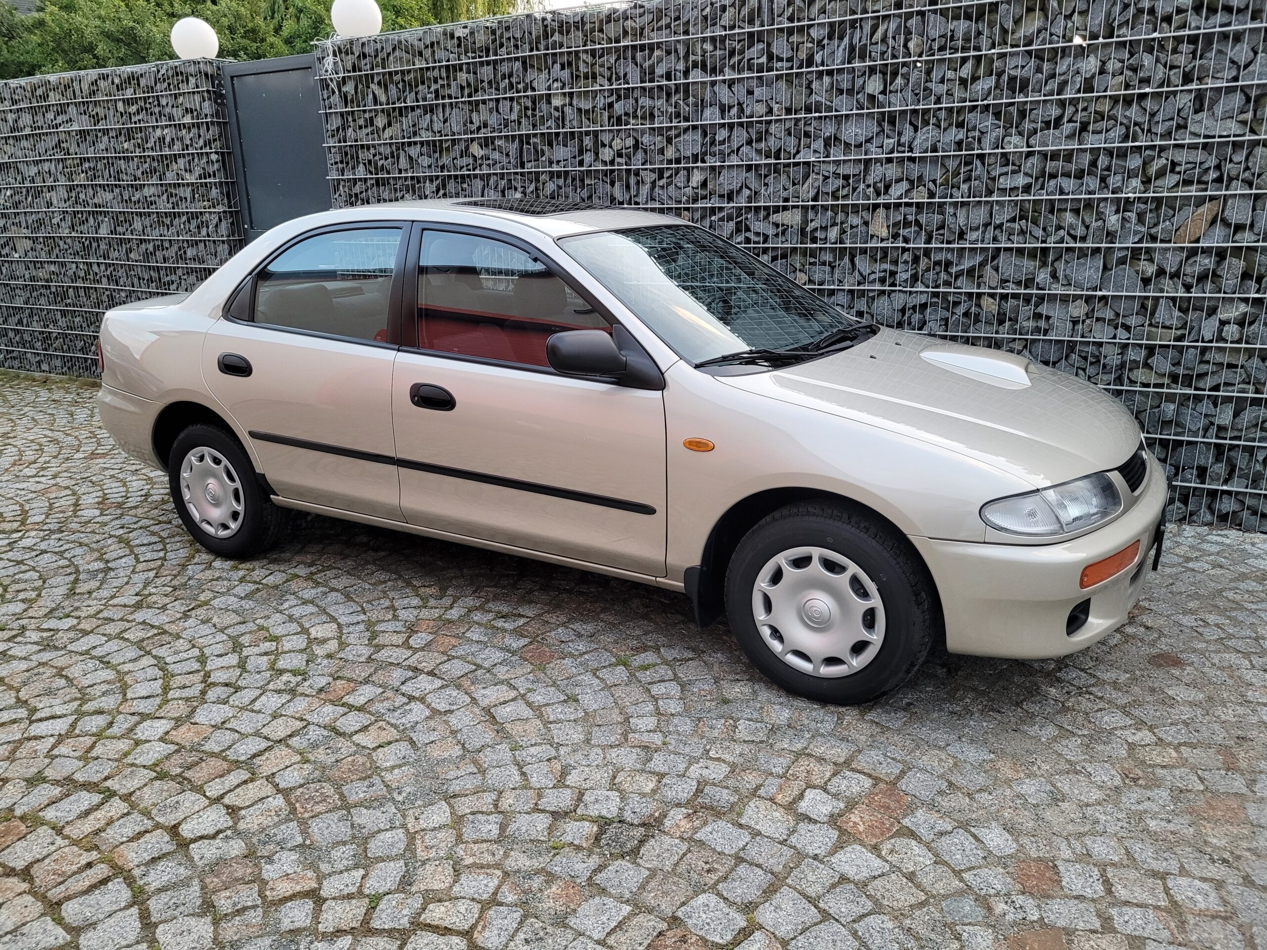Mazda 323 diesel