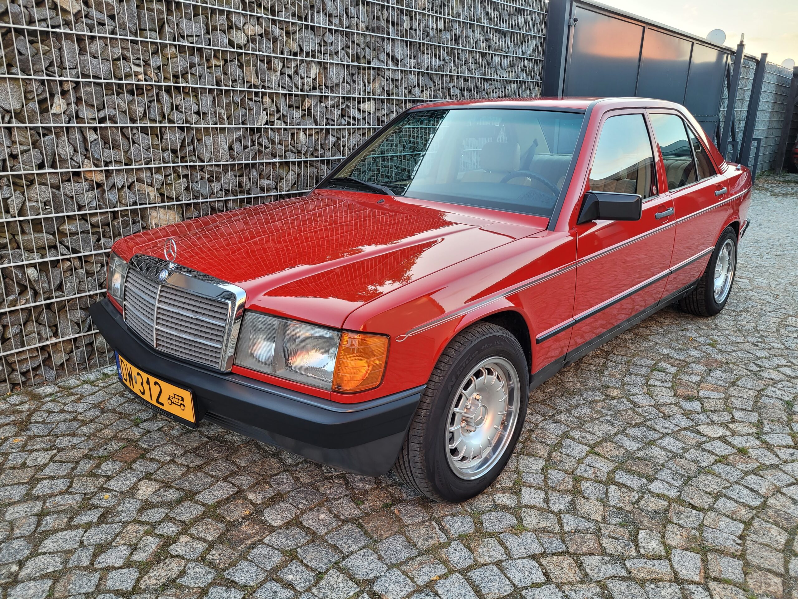 Mercedes 190 w201