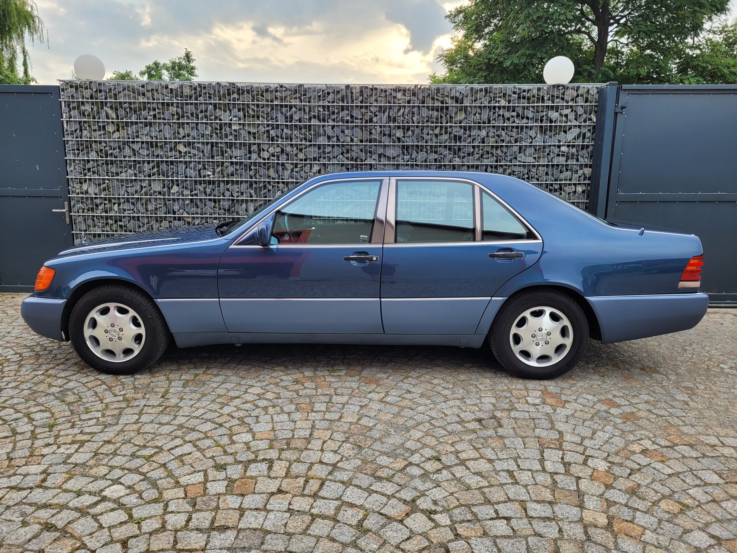 Mercedes 400SE w140