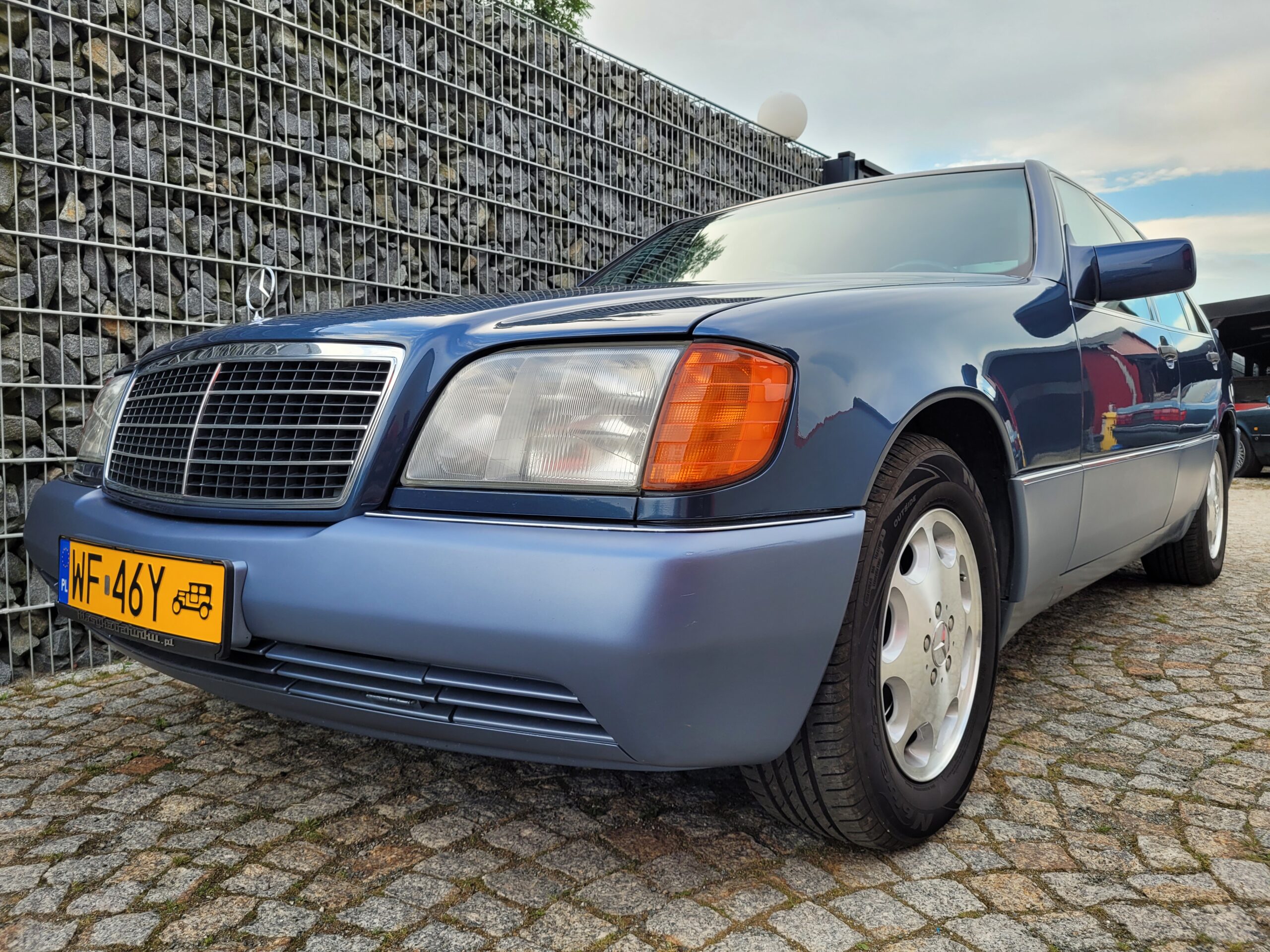 Mercedes 400SE w140