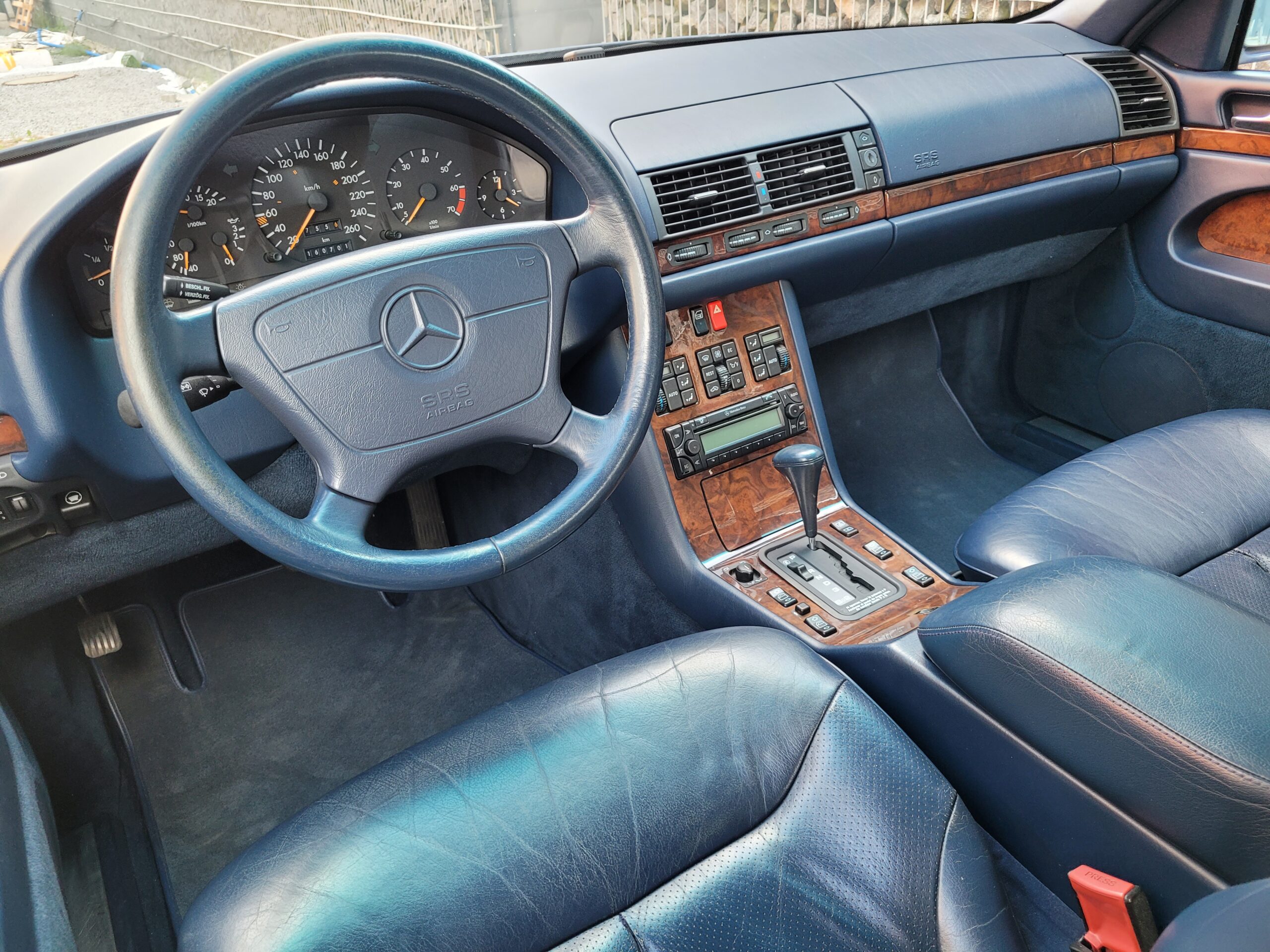 Mercedes 400SE w140