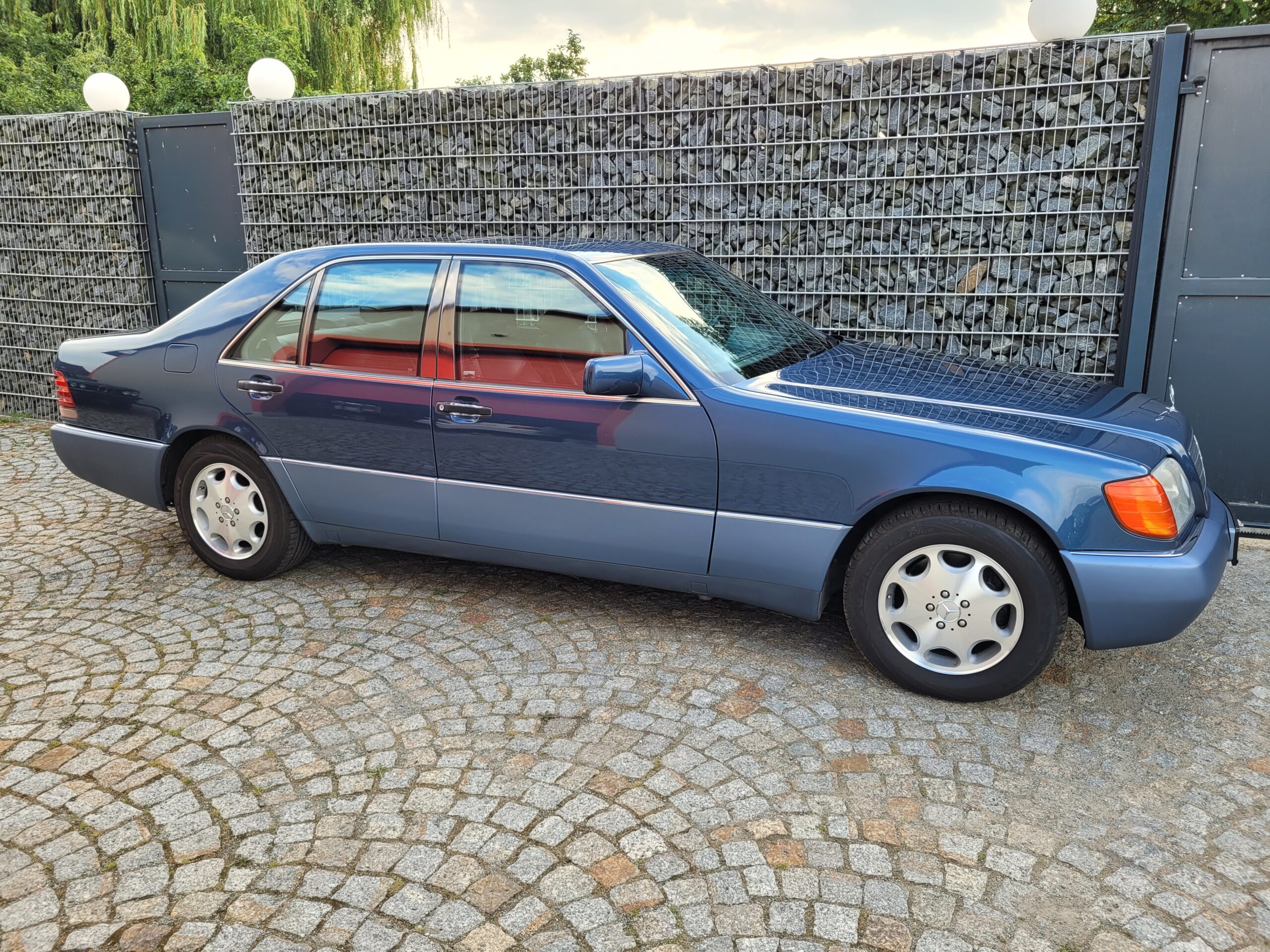Mercedes 400SE w140