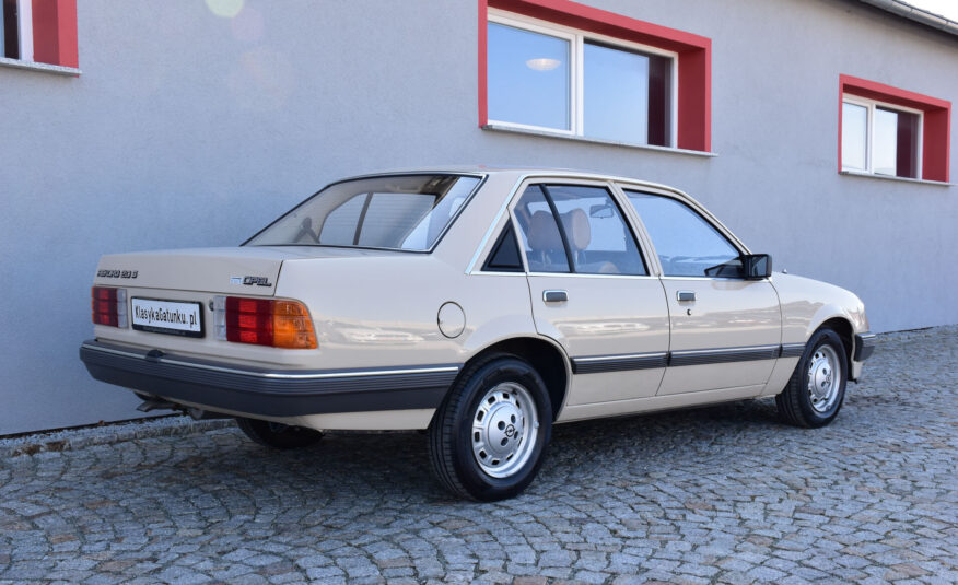 Opel Rekord 2000