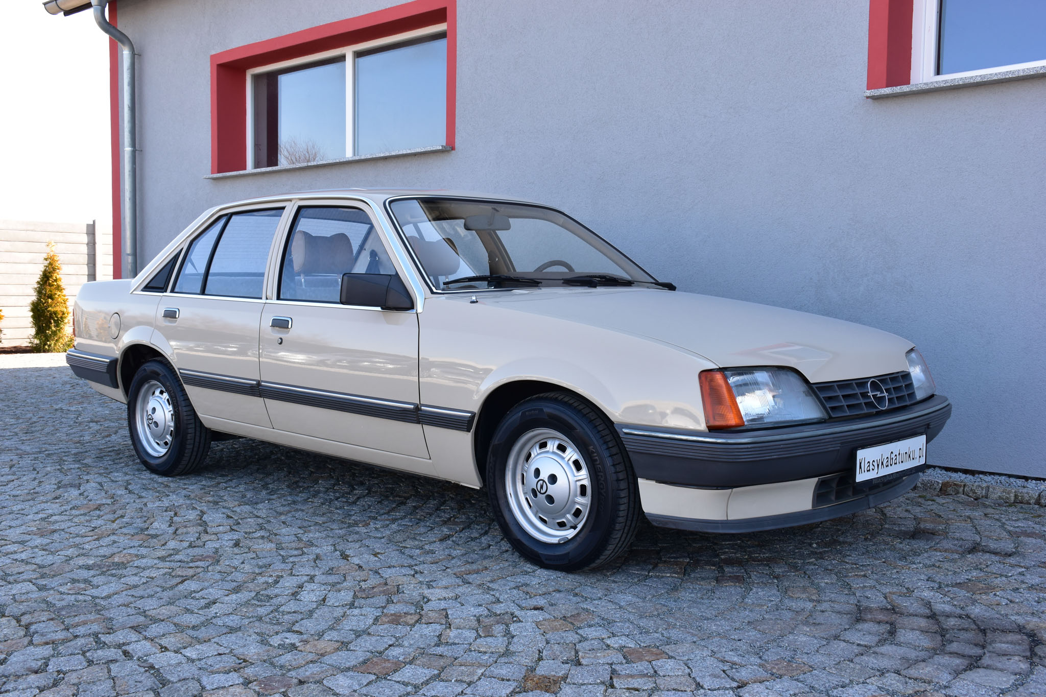 Opel Rekord 2000