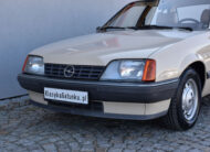 Opel Rekord 2000
