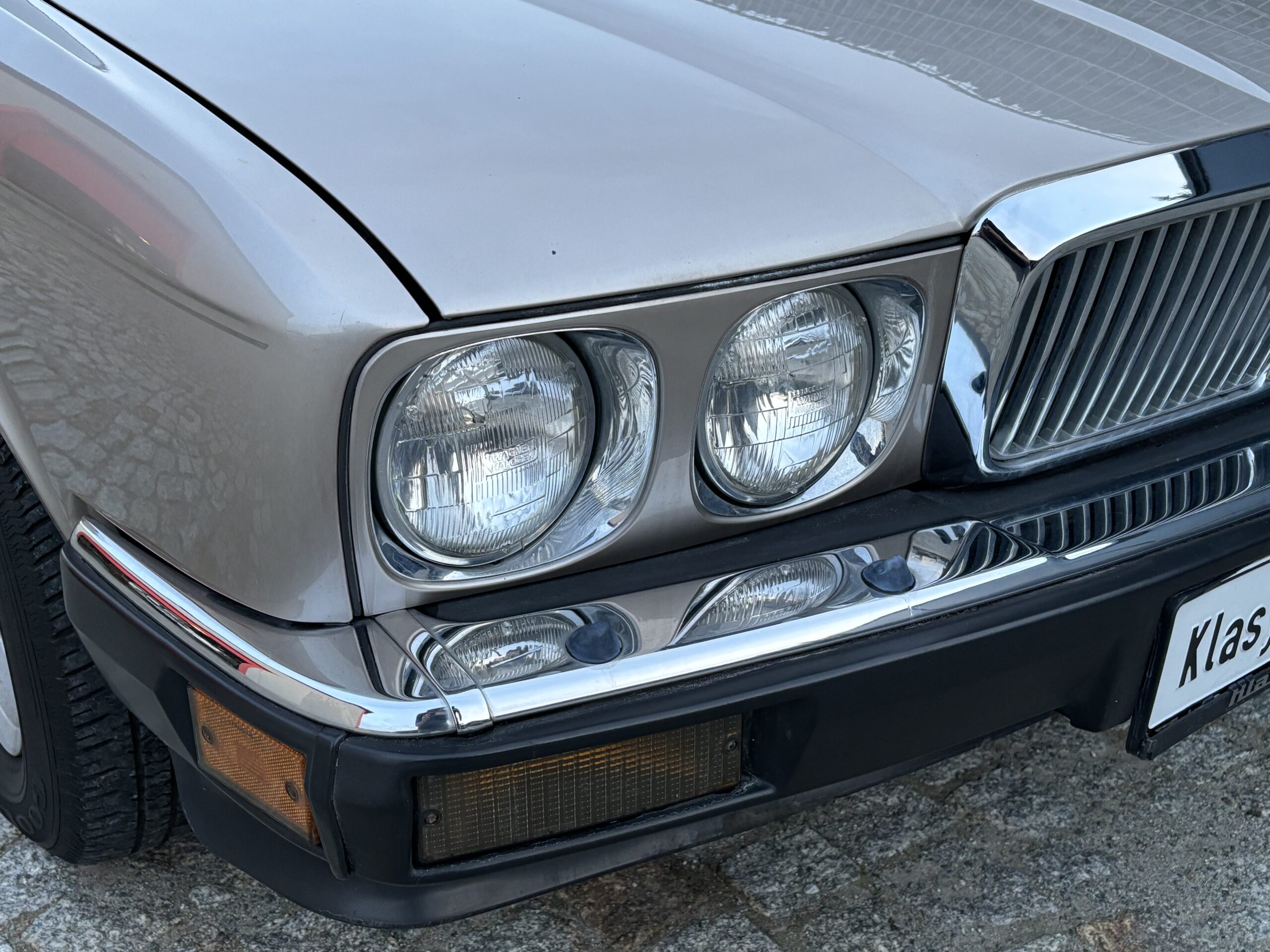Jaguar XJ6