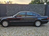 BMW 728i E38
