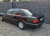 BMW 728i E38