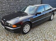 BMW 728i E38