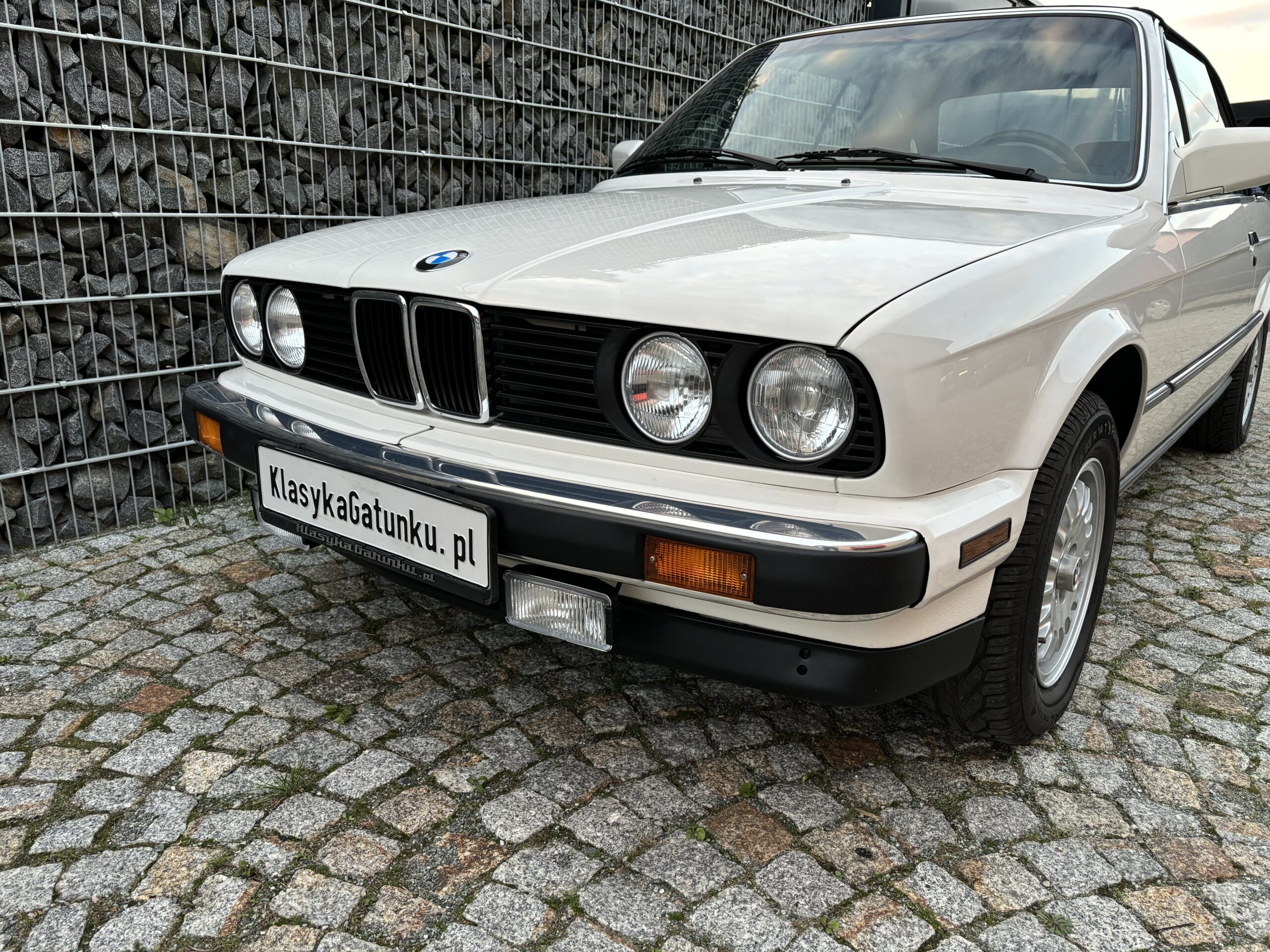 BMW 325i Cabriolet E30
