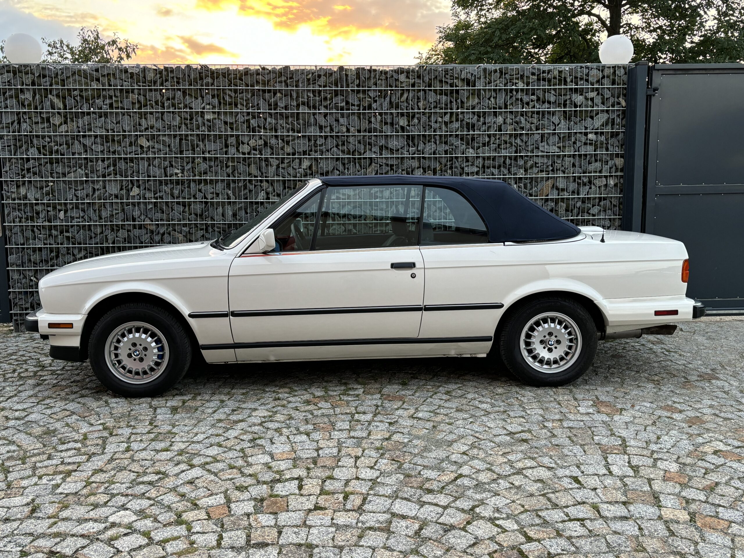 BMW 325i Cabriolet E30