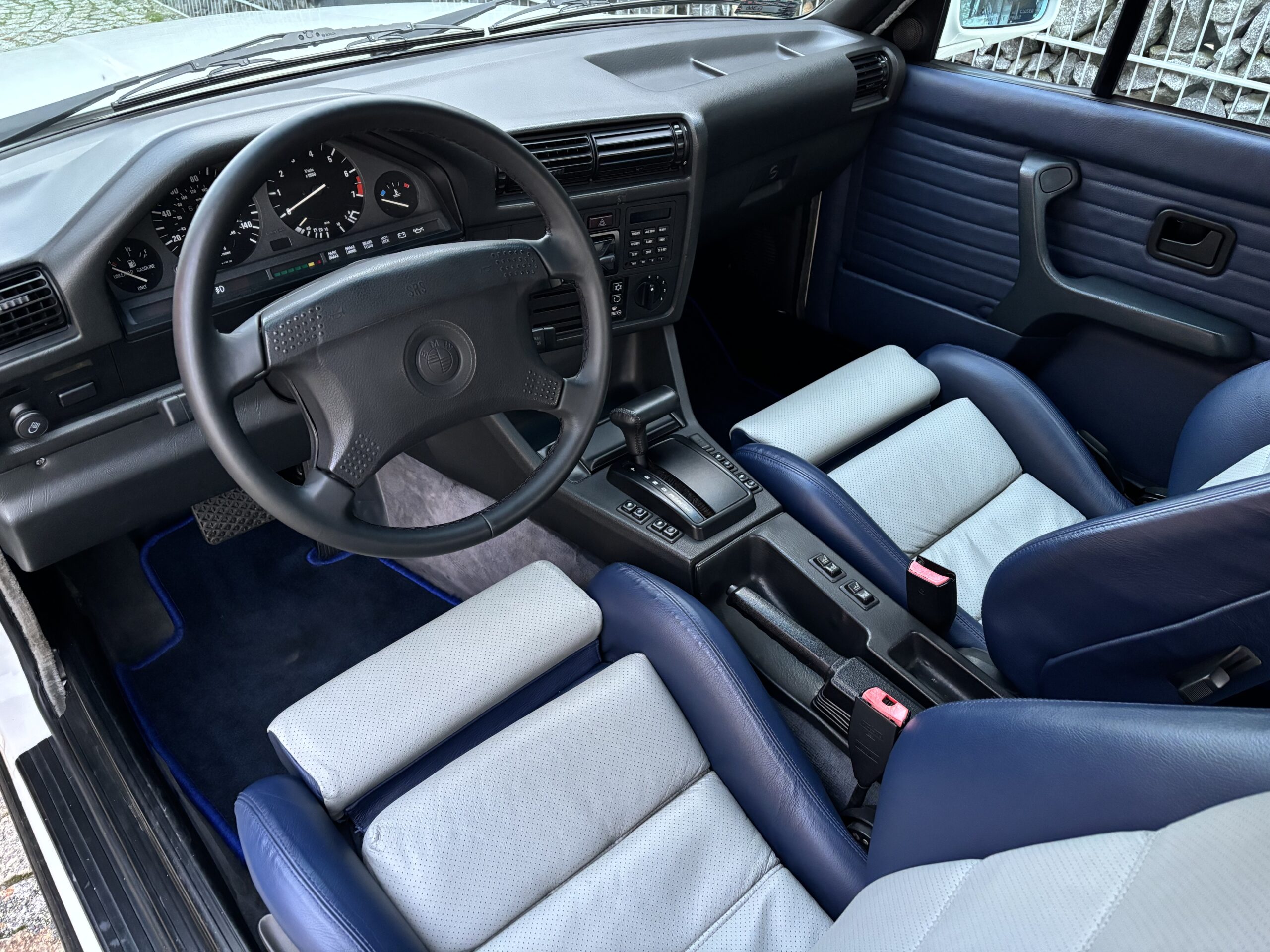 BMW 325i Cabriolet E30