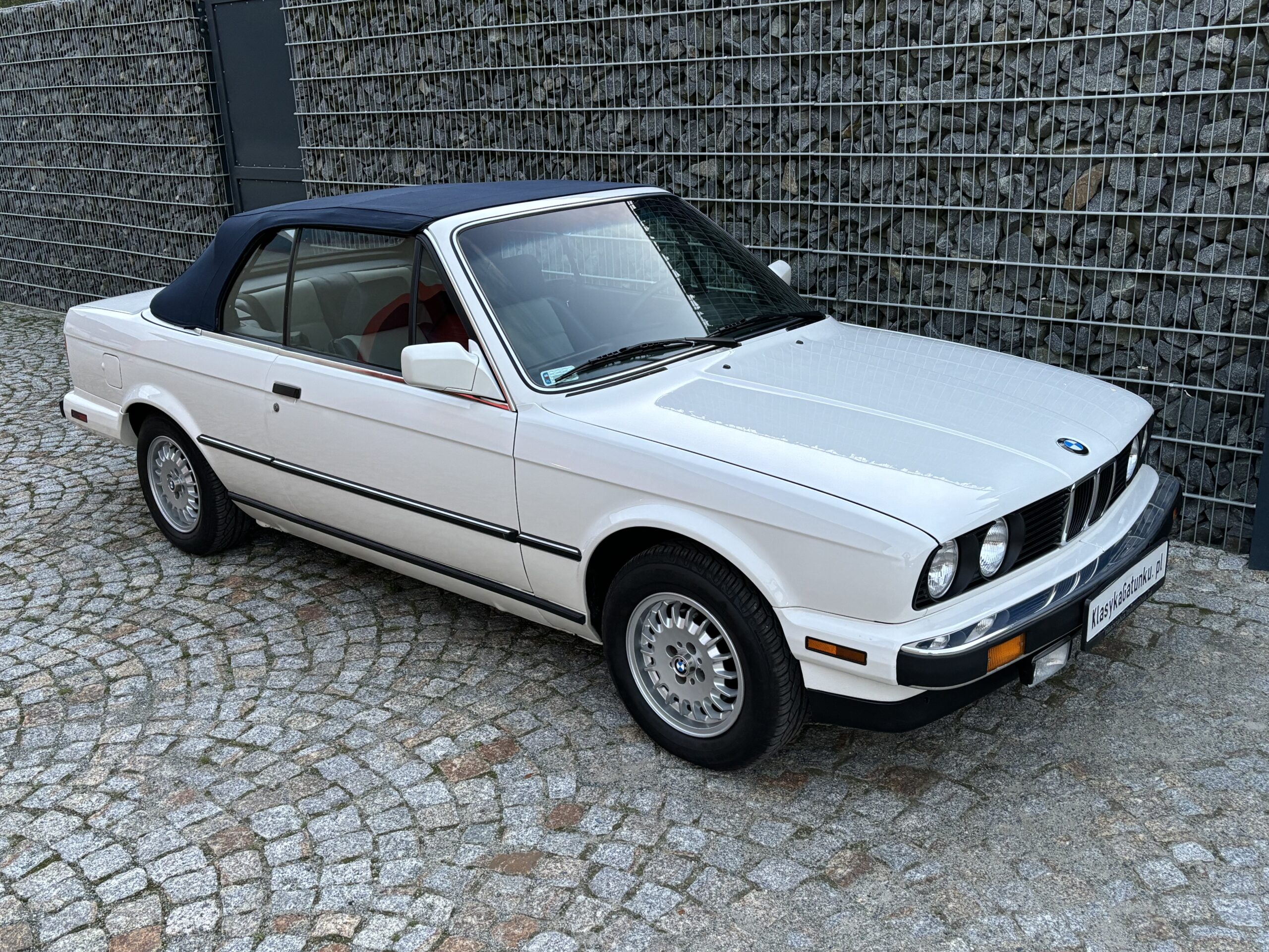 BMW 325i Cabriolet E30