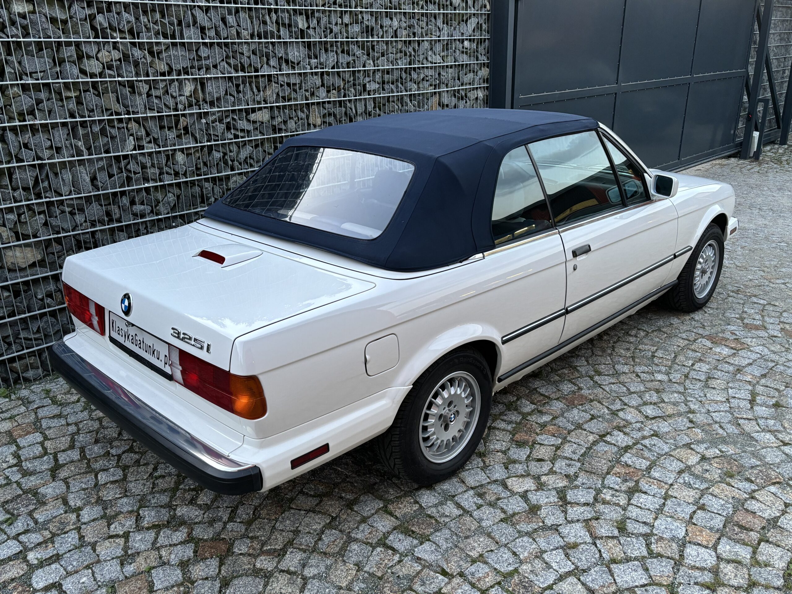 BMW 325i Cabriolet E30