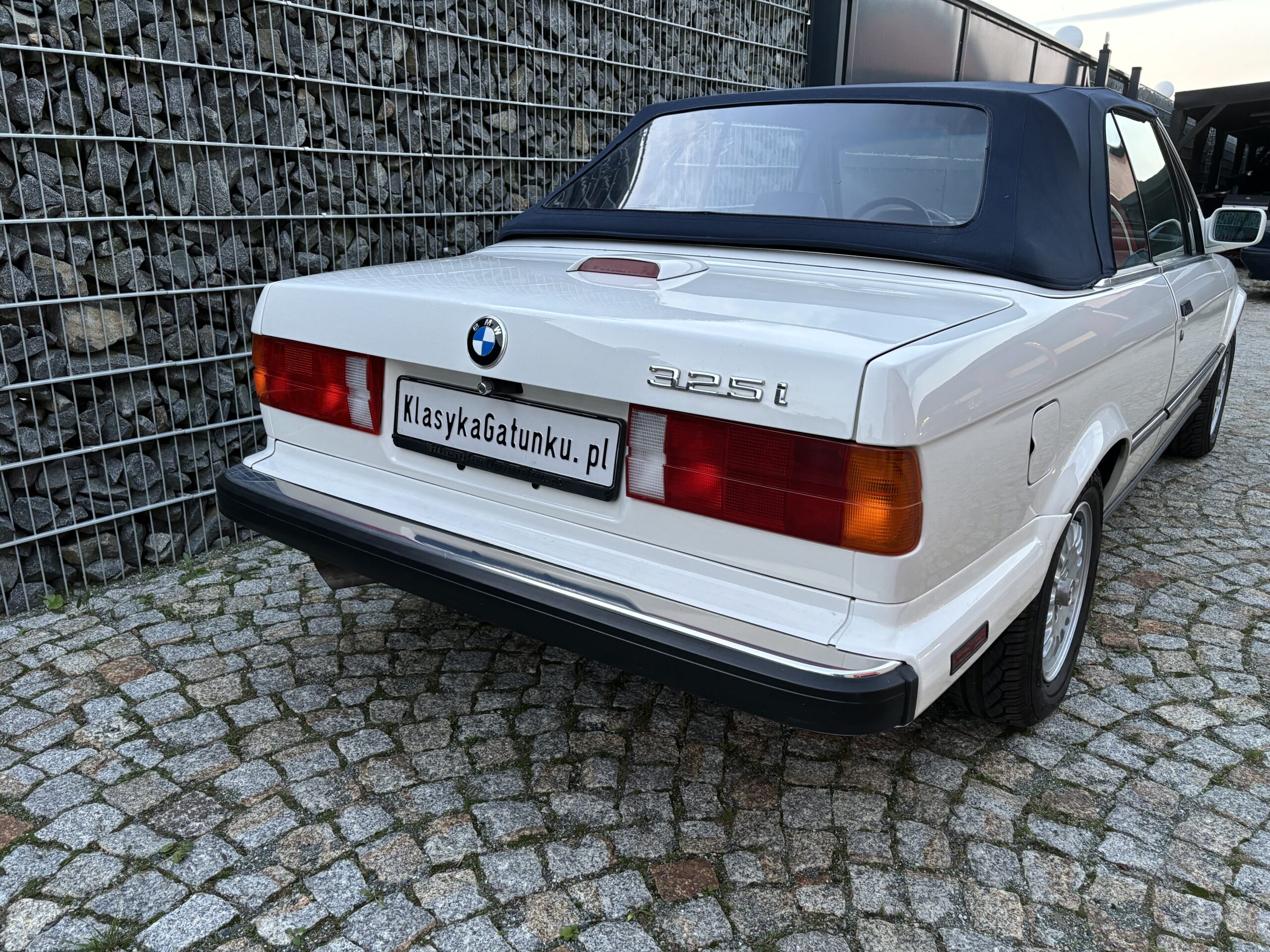 BMW 325i Cabriolet E30