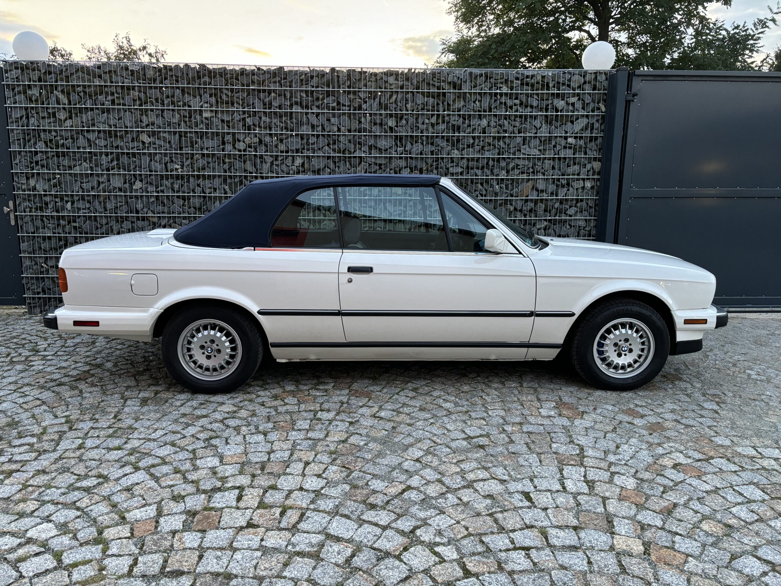 BMW 325i Cabriolet E30