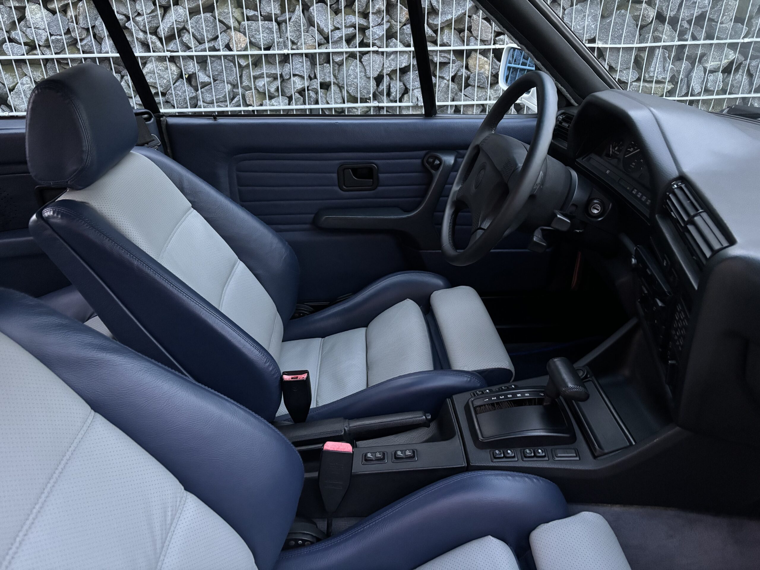 BMW 325i Cabriolet E30