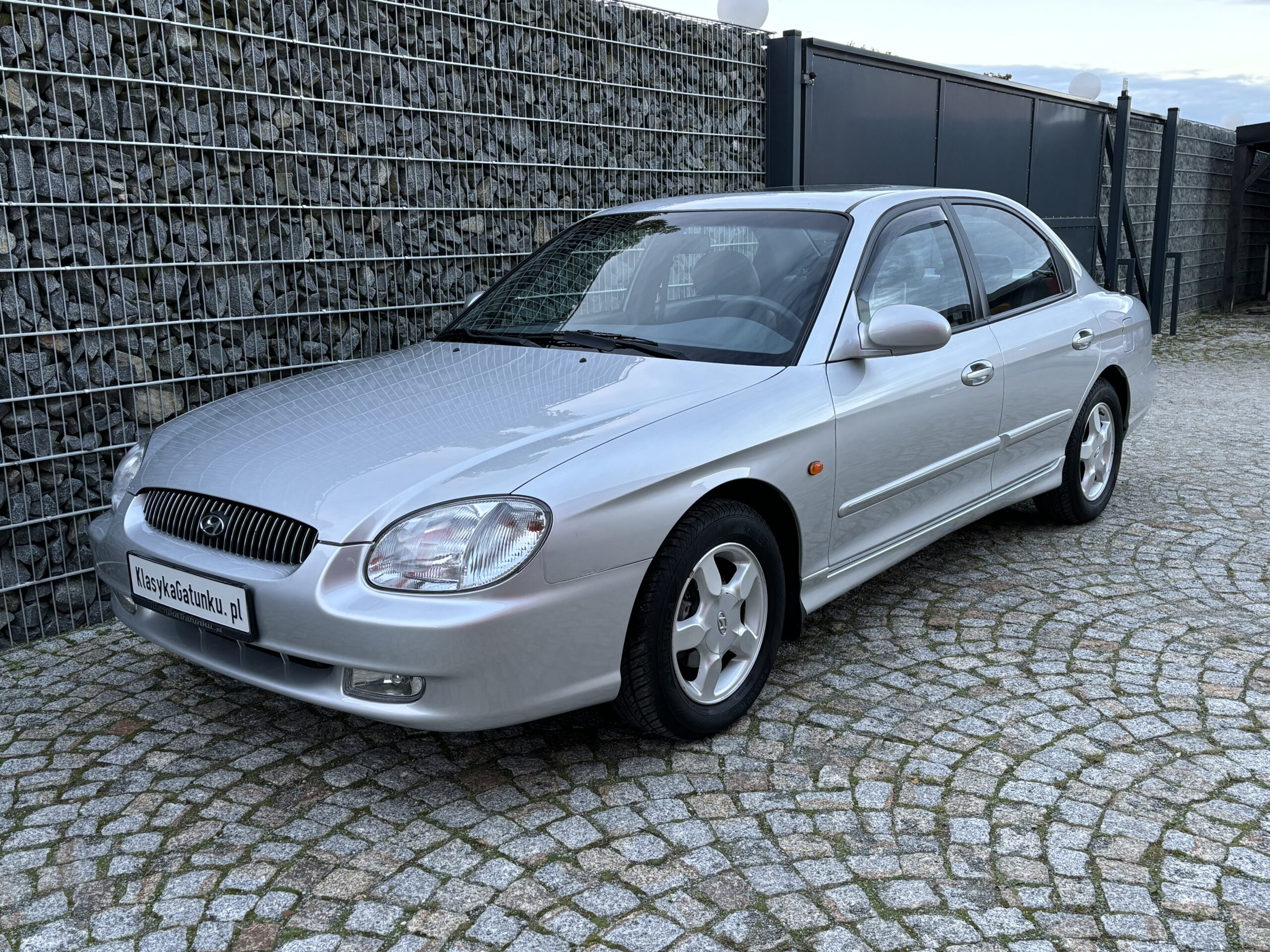 Hyundai Sonata 2.5V6 GLS