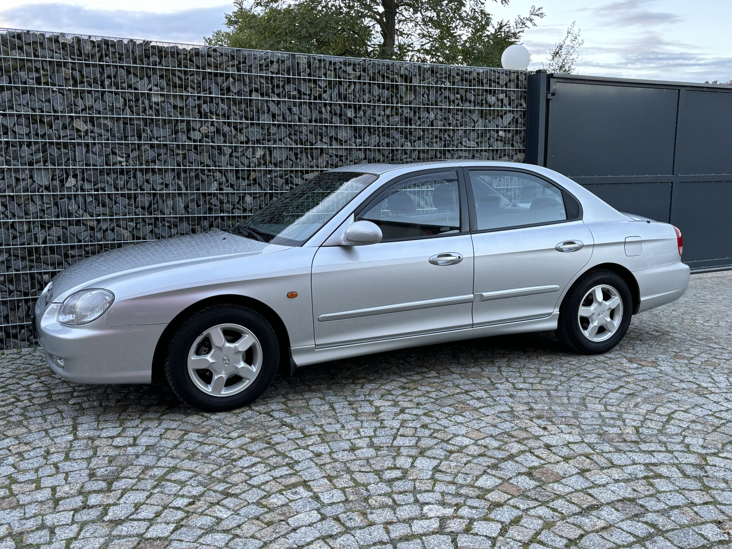 Hyundai Sonata 2.5V6 GLS