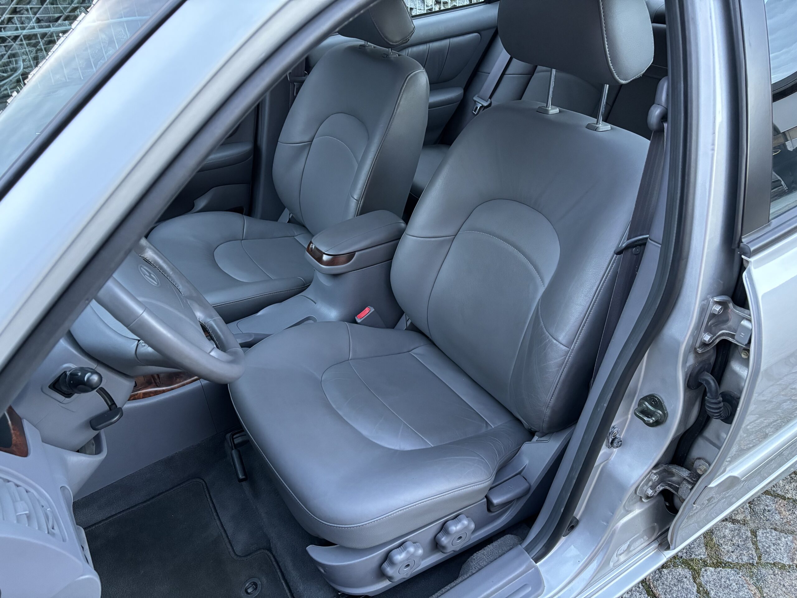 Hyundai Sonata 2.5V6 GLS