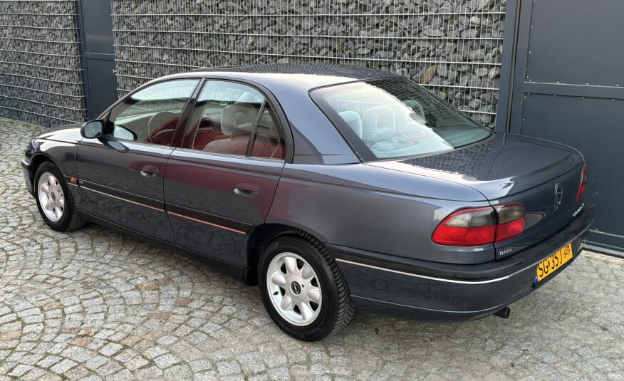 Opel Omega B 2.5V6