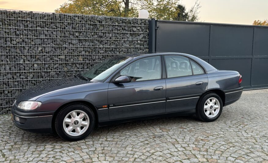 Opel Omega B 2.5V6