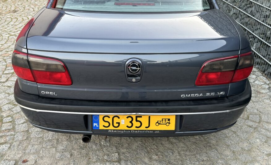 Opel Omega B 2.5V6