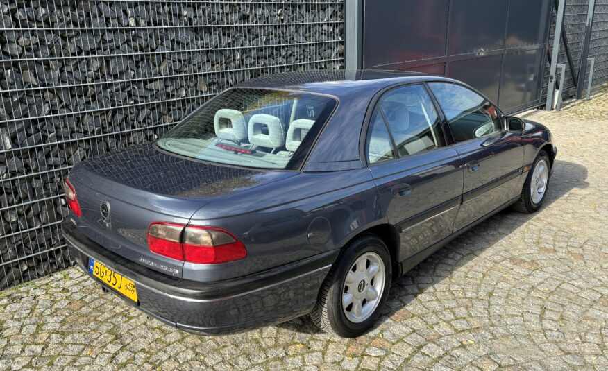 Opel Omega B 2.5V6