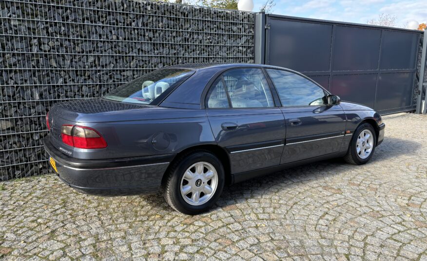 Opel Omega B 2.5V6