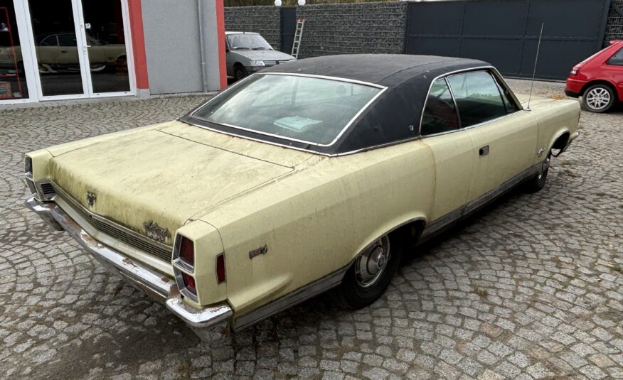 AMC Ambassador 5.6 V8