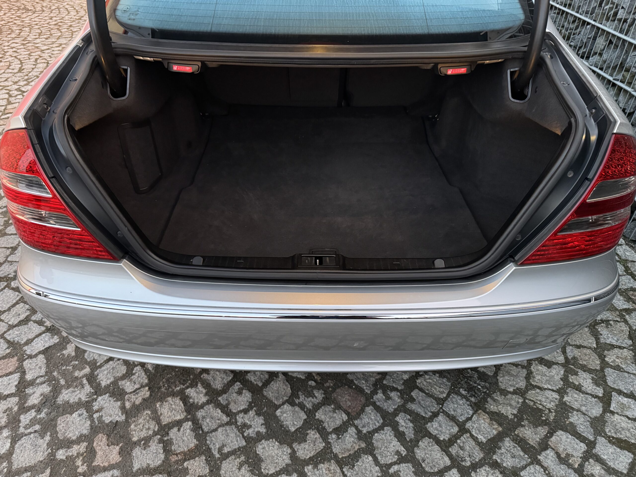 Mercedes E320 Avantgarde