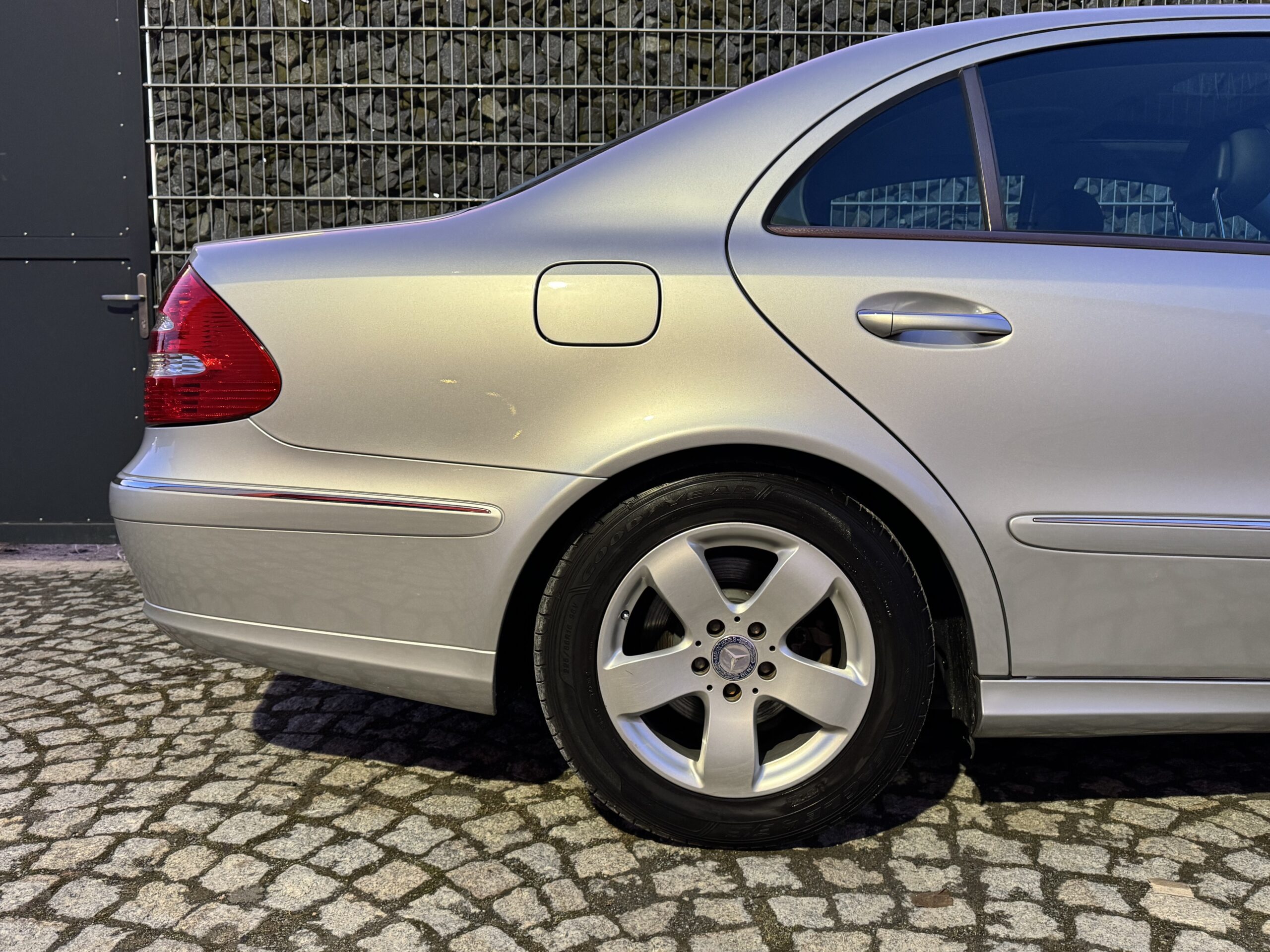 Mercedes E320 Avantgarde